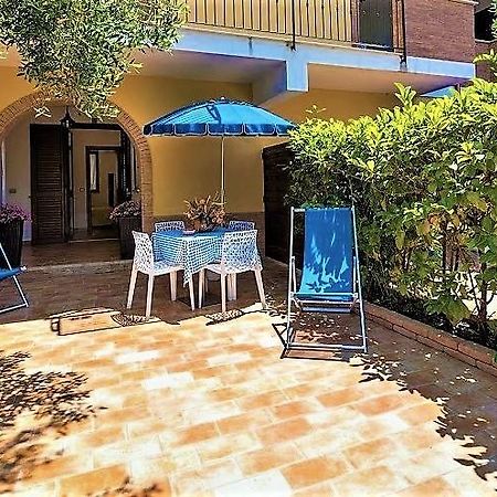 Residence Blue Pearl Marina di Camerota Eksteriør billede